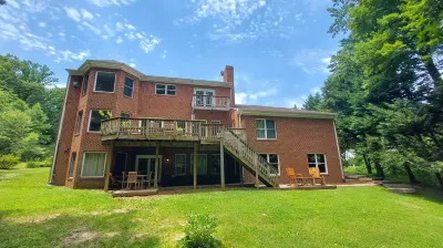Urban Oasis I Large 2bd/1ba I Surrounded by Nature I 30 mins to DC 포르 벨보어 피싱 닥 주변 호텔