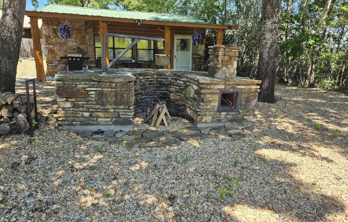 West Side Angler's Studio/Cabin close to Bull Shoals Lake