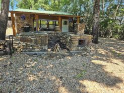West Side Angler's Studio/Cabin close to Bull Shoals Lake
