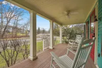 West Valley Dream! Pet Friendly Farmhouse located 12 minutes from Ellicottville