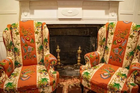 Elegant & Historic 1805 Thomas January Hemp House