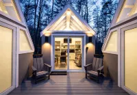 The Glo Haus @ Four Fillies Lodge