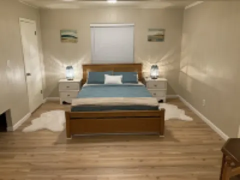 Green Acres! - Spacious secure home with ample boat parking for fishing & fun!