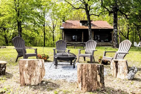 Granddaddy's Cabin -ON THE BLUFF OF DAYTON MTN! 13 Minutes from Chickamauga Lake
