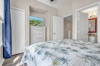 Beachy Townhome Perfect for a Warm Fall Getaway!
