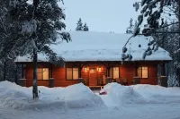 Cave Falls Family Hideaway - Sleeps 12  -Hot Tub  -Newer -Yellowstone and Tetons