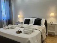 Dalia Apartment - Free Parking in the Historic Center of Alba - Langhe