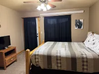 Centrally located to all Black Hills attractions! Best views of Hill City. Hotel dekat Black Hills Institute - Museum