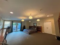 Rustic Family Retreat Getaway Pet friendly.