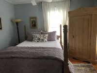 Private & Spacious Five Room Suite..Steps To Bay Beach and walk to Village. Hotels in Greenport