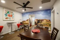Biltmore Bungalows Triplex w/Heated Pool, Carports, 9 Smart TVs, W/D, Fast WiFi - プライペートプール