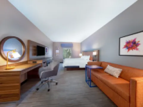 แฮมป์ตันอินน์ เซนต์โรเบิร์ต/ฟอร์ต เลนเนิร์ดวูด โรงแรมในSaint Robert