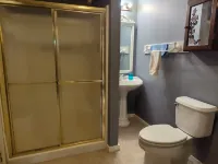 Cozy Creek Cottage, situated between the beautiful rolling hills of Italy, NY Hotels near West River Marsh