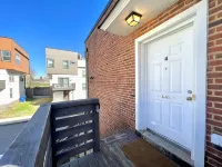 ⌂ Elevated 2bed 1.5 Bath in a Historic 1913 Building ⌂