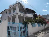 Sea view apartment with FREE PARKING in the courtyard 30 meters from the sea on OFFER