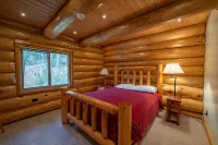 Stunning 4 Season Lake Burntside Log Cabin