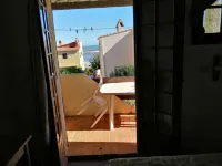 Beach<50m.Equipped Balcony.Parking.Car and Bicycle Options. Wifi.  Numerous Activities Hotels in Linguizzetta