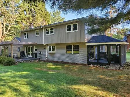 5 Bedroom house in Toftrees in private setting on golf course