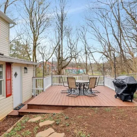 Hawksbill Home~Hot Tub~Modern~Porch~Wifi~Dogs