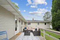 Calm, Cozy Duplex Excellent for Everlasting Memories with the Family!