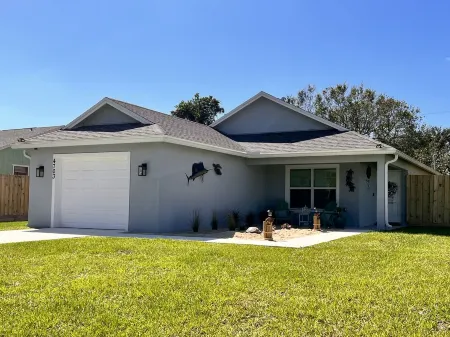 Turtles Nest. A realaxing retreat. Beaches, Golf, Fishing, Waterfront Dining.