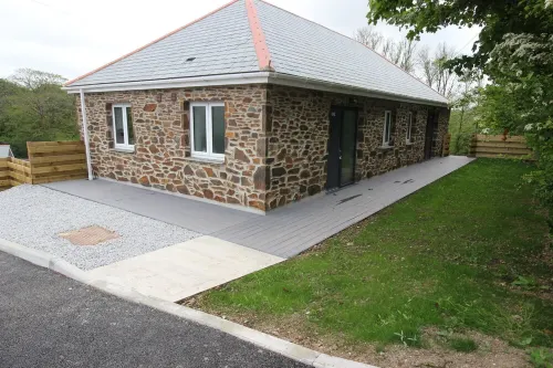 Private spacious house 5 mins by car to the beach