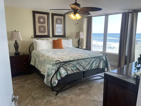 Direct Oceanfront Stunning Sunrises Heated Pool Pets under 20LBS Stay Free.