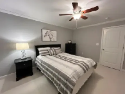 Relaxing Stay on Trade Street