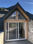Contemporary mountain-style l'Isardère apartment Hotels near Camping Le Vignemale