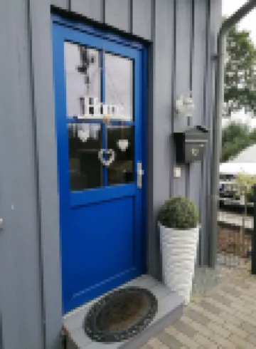 Cozy Vacation Apartment with Bicycle Garage Just 6 km from the Beach