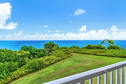 Tropical Oceanfront Piece of Paradise, Every Room with Ocean Views and A/C! Hotels in Princeville