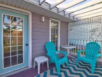 Little House, Cute, Cozy Artist Cottage Hotels in Cedar Key
