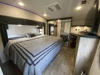 2022 5th Wheel RV, 2BD, Sleeps 6, Kootenai River Views/Access, Picnic Table - Wifi