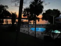Riverbend - 2 Bedroom waterfront condo with spectacular views!! - Pool
