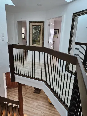 Golfers paradise surrounded by conservation and Lake with pool and Jacuzzi