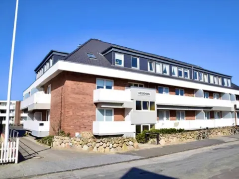 Apartment "Brans Igge" - only 350 m to the beach. Modern and centrally located in Westerland.