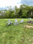 Attention Bass Anglers!! 1 bedroom, 1.5 bath basement apartment w/full kitchen!