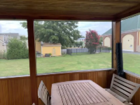 Dollhouse in Central Historic St Michaels Hotels in Saint Michaels