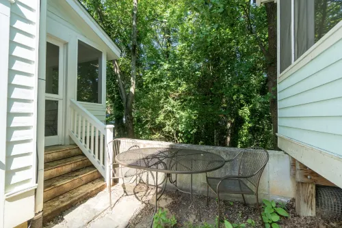 Boho | Walking Downtown | Porch | Office/Monitor -  Privatzimmer