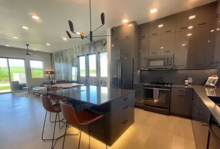 High-end Modern Cottage! Close to the all the best things Bozeman has to offer! Отели в г. Бозмен