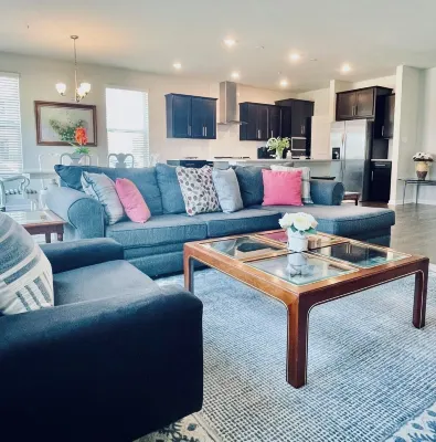 Newly constructed 6 bedroom home