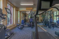 3 BR 2 BA Ski-in & Ski-out, 50 steps to ski run, unbelievable location!
