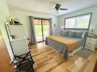 ATV UTV TRAILS peaceful farmhouse cabin HIKING dog friendly HOT TUB & FIREPIT