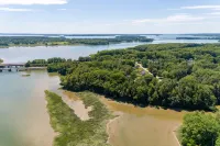 Executive Falmouth Waterfront Home on the Presumpscot River