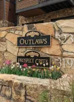 Peaceful Sunny 2Bed/2Bath Condo Ski/Golf, Adjacent Hiking Trails, Parking, Pets Hotel in zona Telluride Paragliding