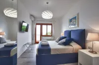 A terrace overlooking the gulf. Stylishly furnished apartment for relaxing days.