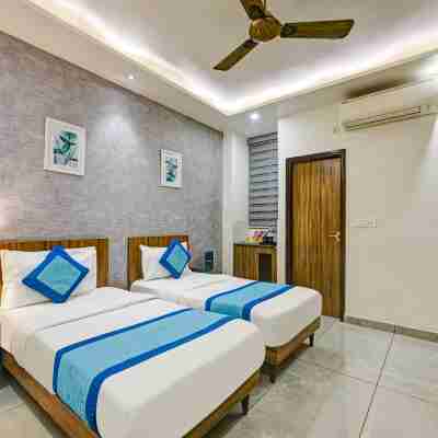 Gallivanto Inn Rooms