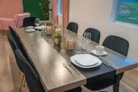 NewRiverGorge4Bedroom#Hottub#FiRePit#Gameroom#Bbqgrill#PetFriendly Hotels in Oak Hill