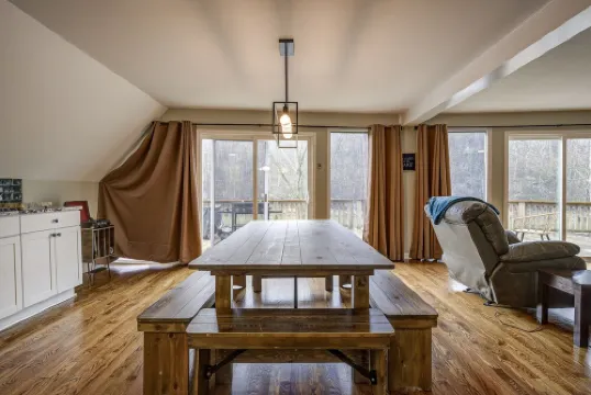 Lake House Living. Relax with the whole family at this peaceful place to stay.