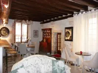 THE SAINT PERE SANCERRE LOGISTIC Hotels in Sancerre